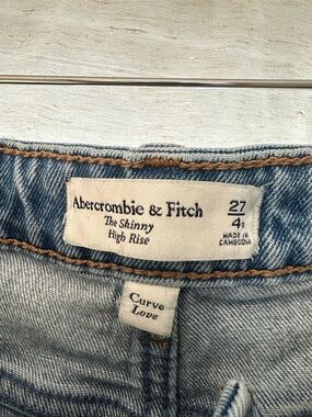 Abercrombie & Fitch Skinny High Rise Jeans - Light Blue Wash